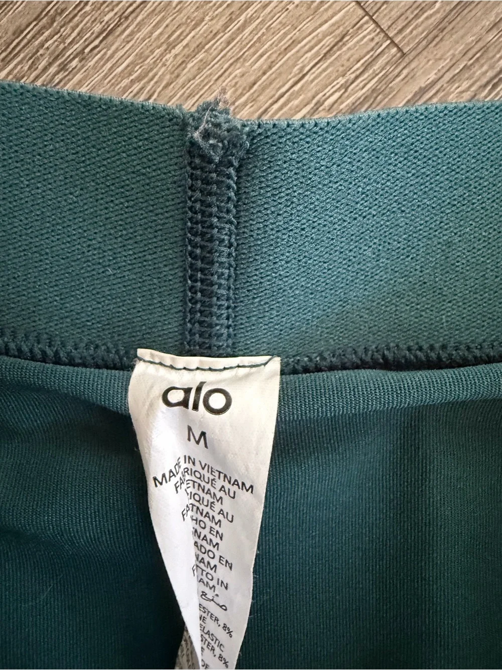 ALO Yoga Teal Green Pleated Skort